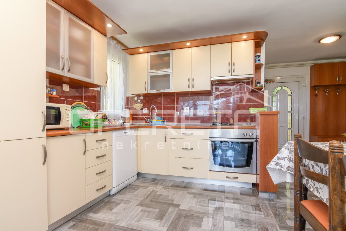 OPERETA 606176