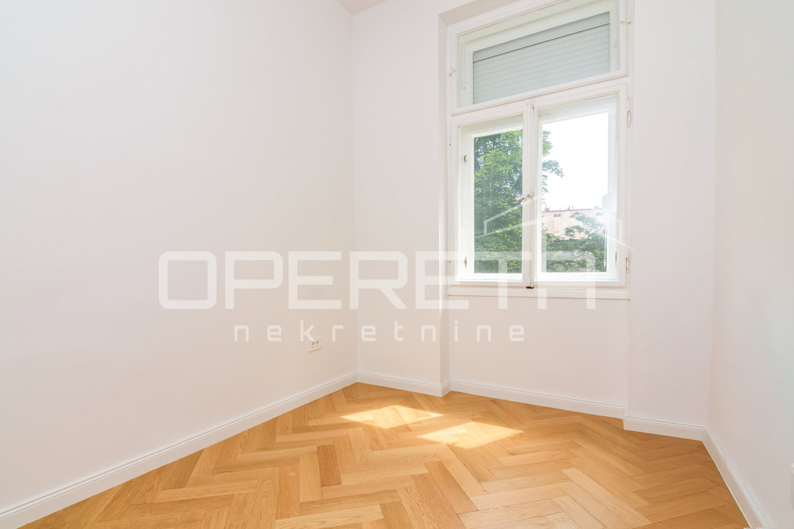 OPERETA 606460