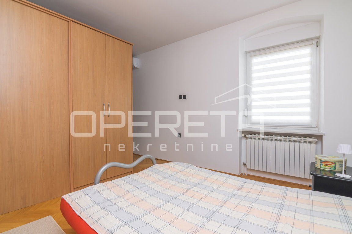 OPERETA 606487