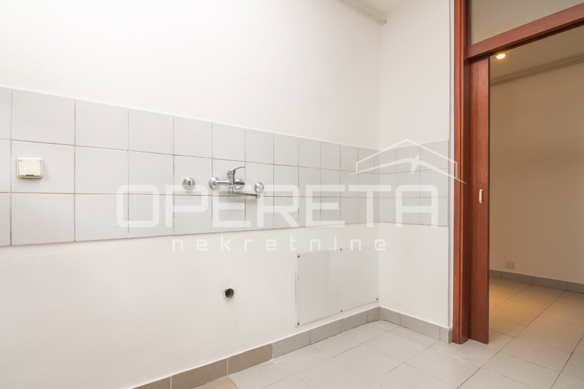 OPERETA 606549