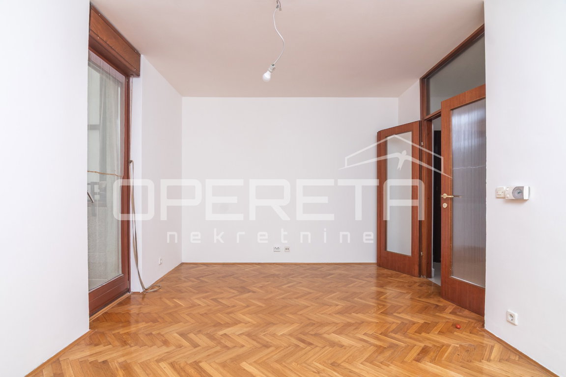 OPERETA 606552
