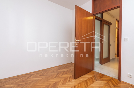 OPERETA 606555