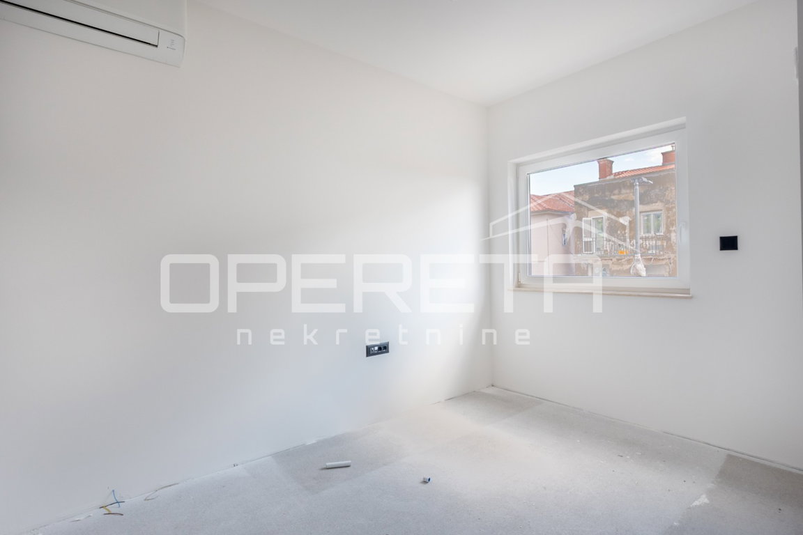 OPERETA 606689