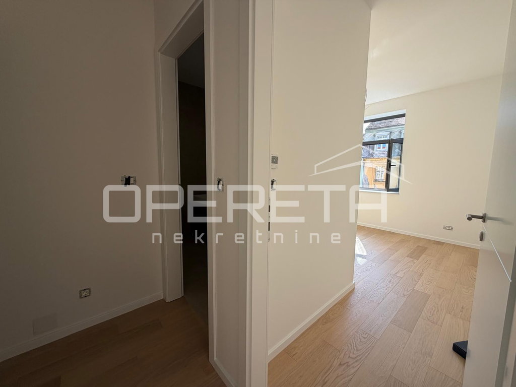 OPERETA 606808