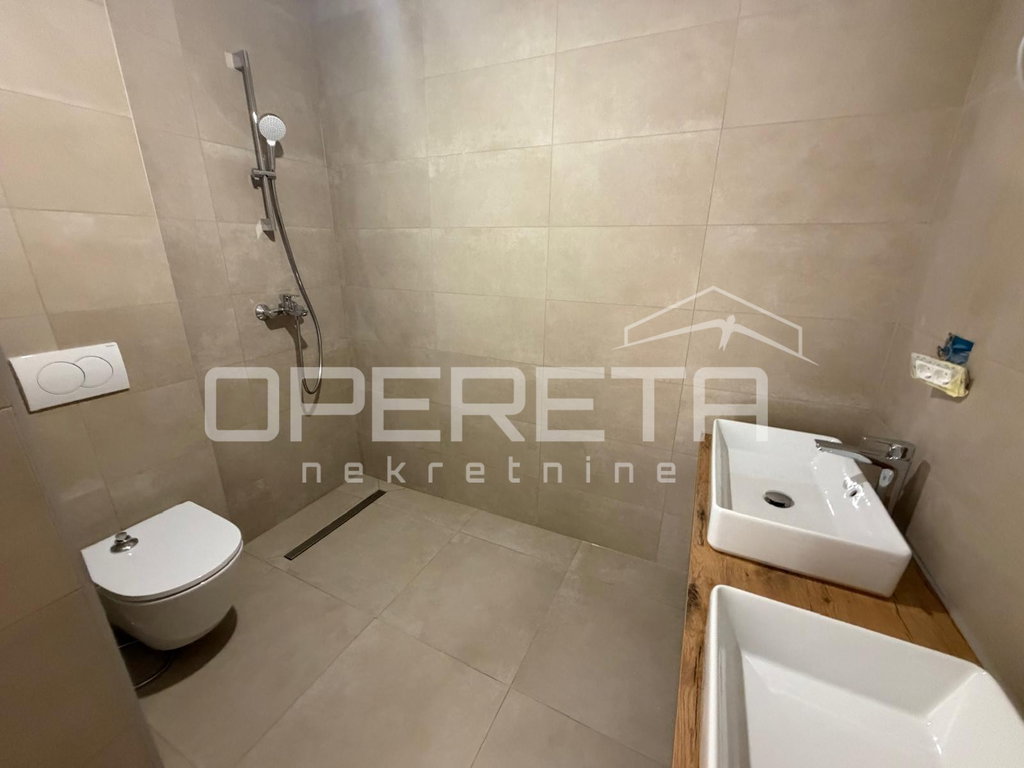 OPERETA 606811
