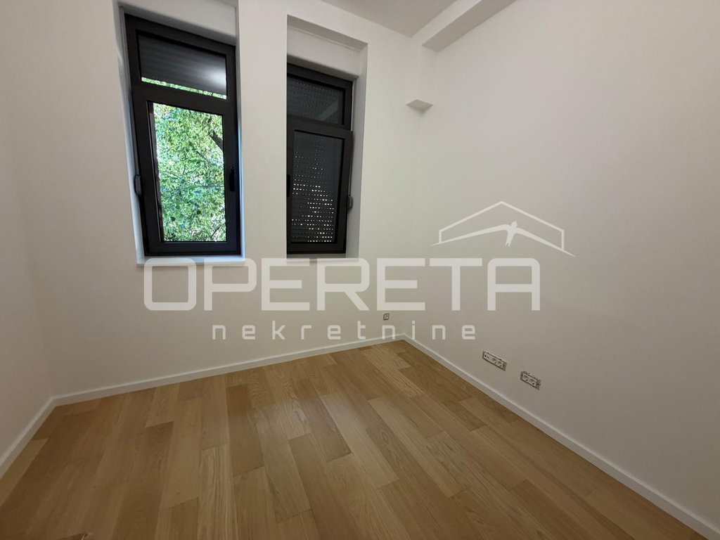 OPERETA 606816