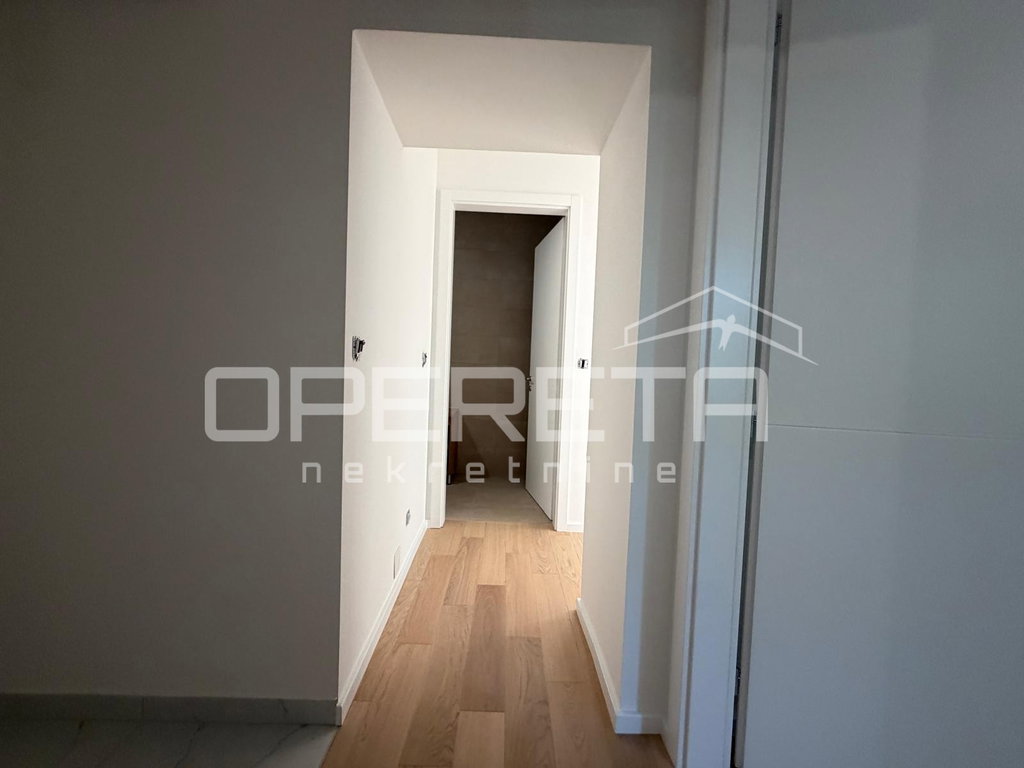 OPERETA 606817