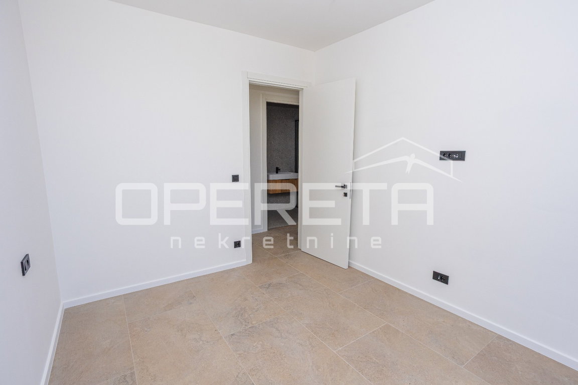 OPERETA 606975