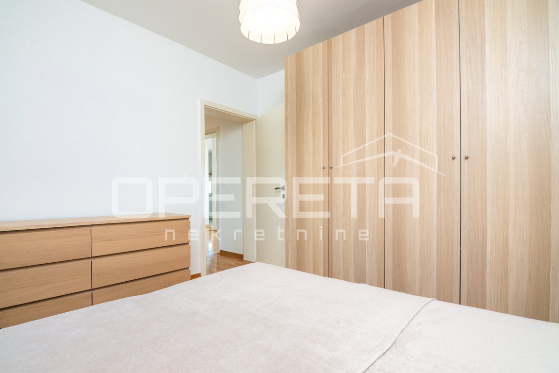 OPERETA 607195