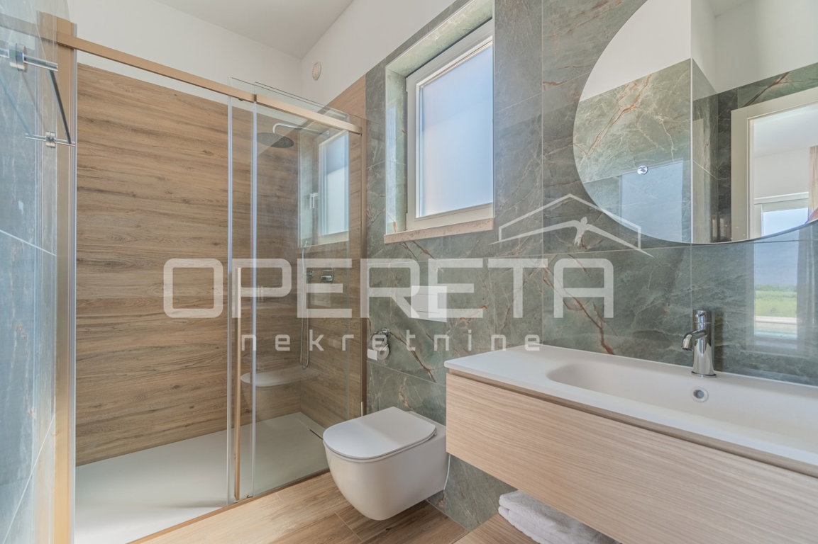 OPERETA 607256