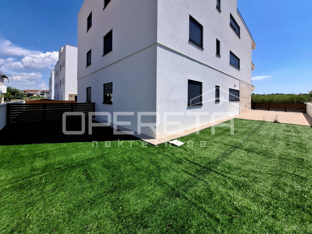OPERETA 607327