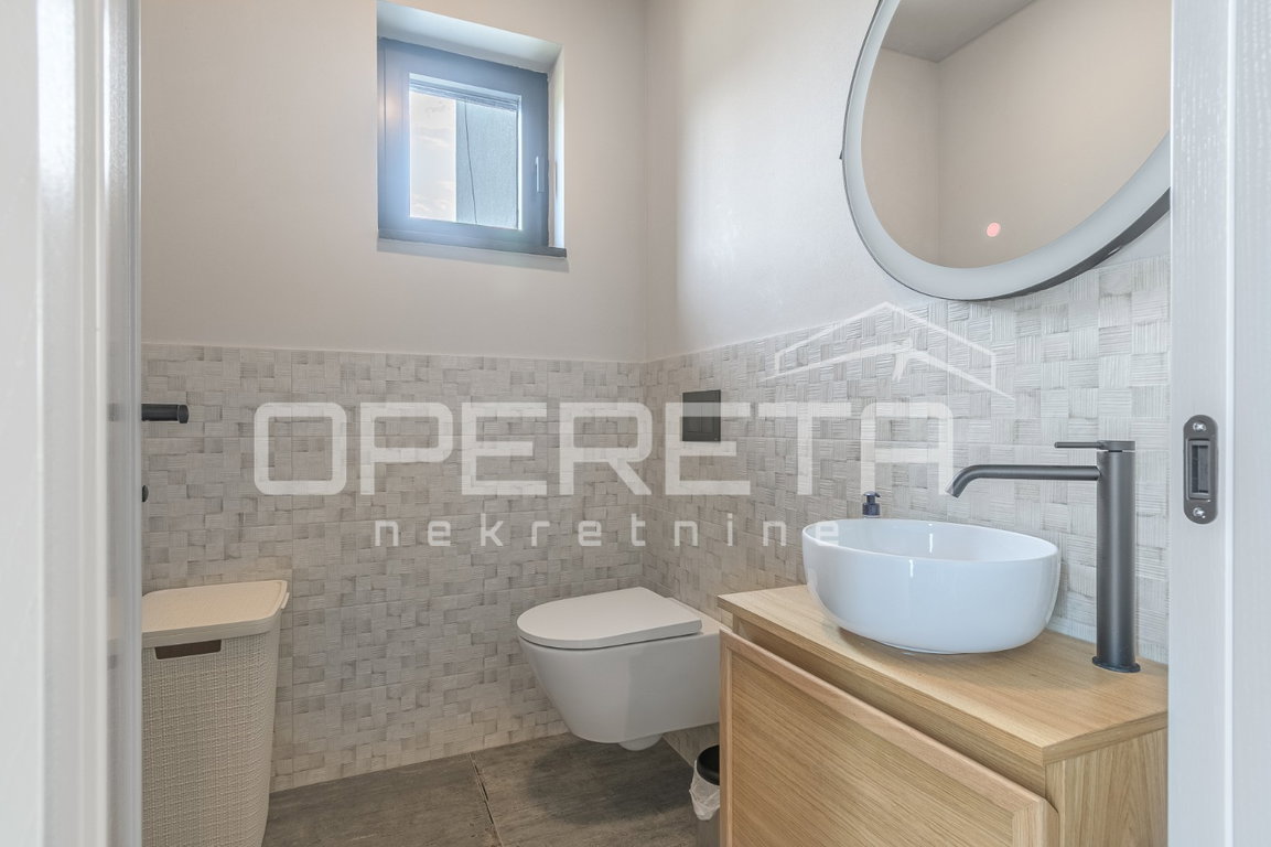 OPERETA 607390