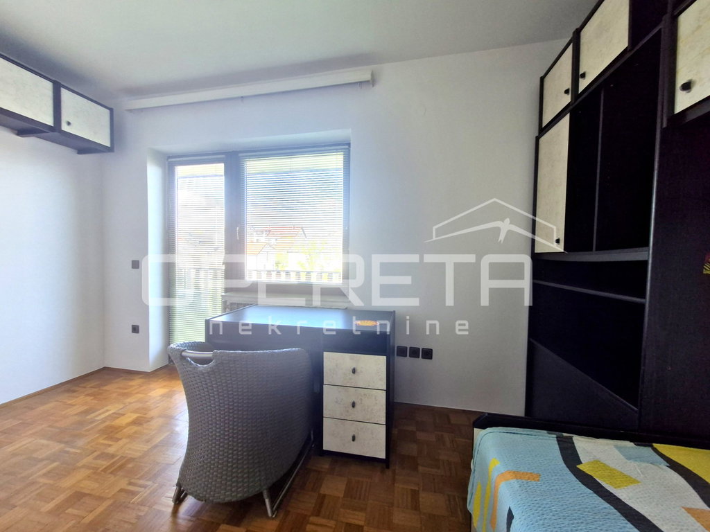 OPERETA 607409