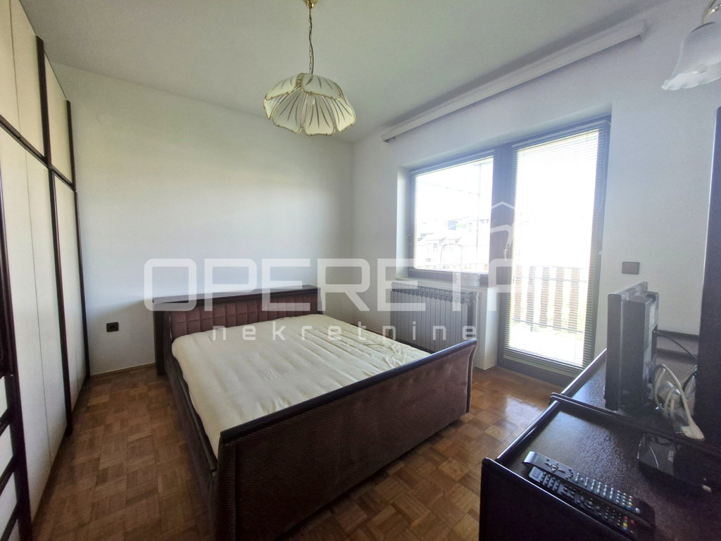 OPERETA 607411