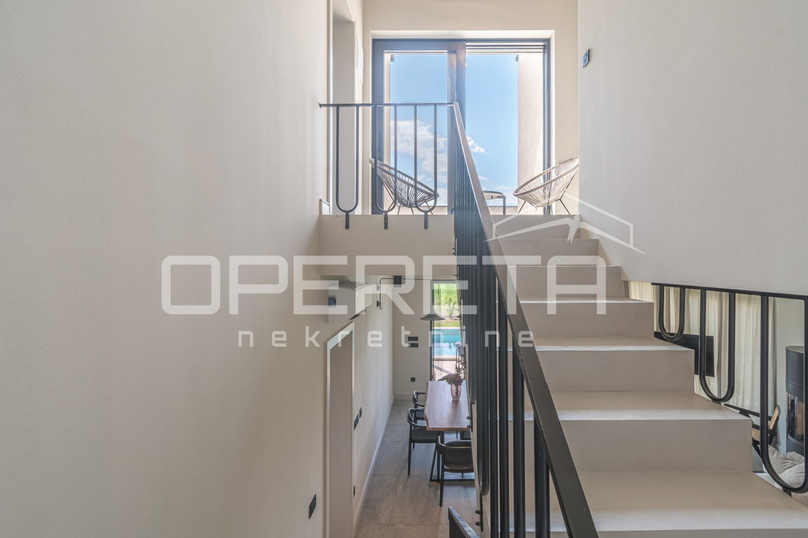OPERETA 607414