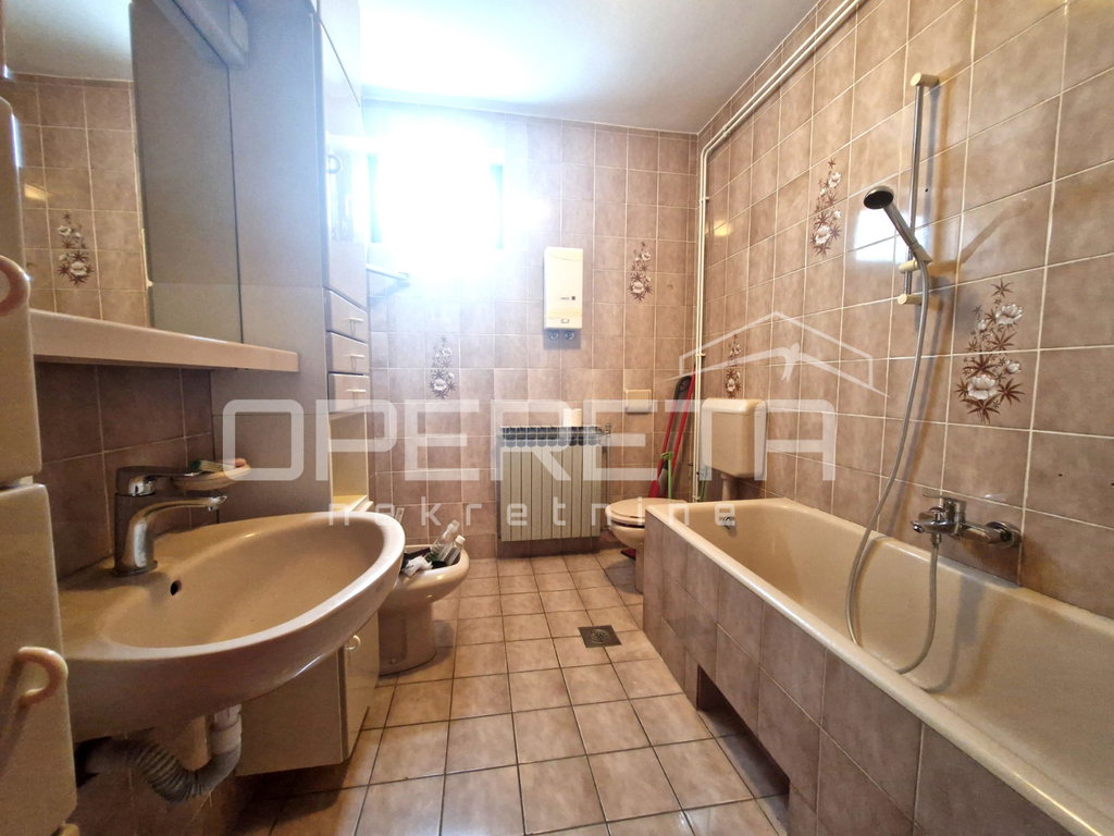 OPERETA 607416