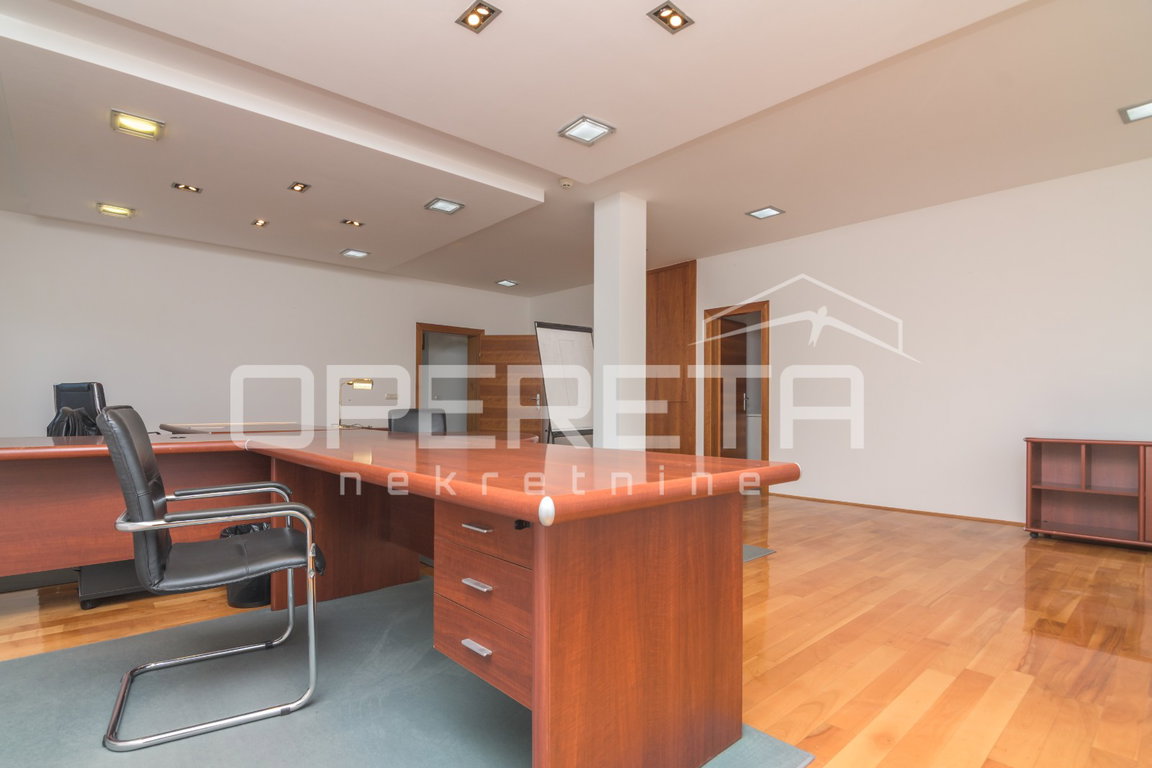 OPERETA 607457
