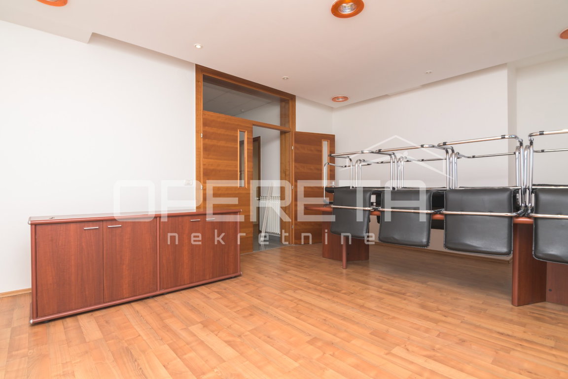 OPERETA 607460