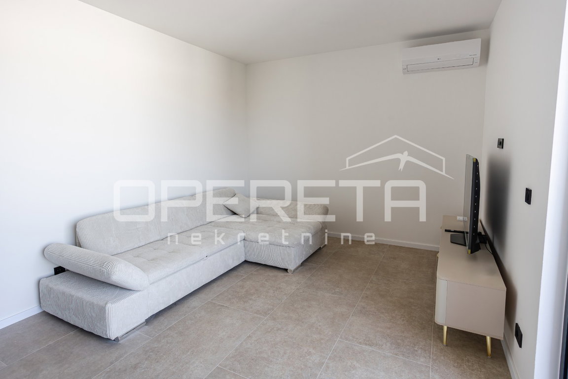 OPERETA 607487