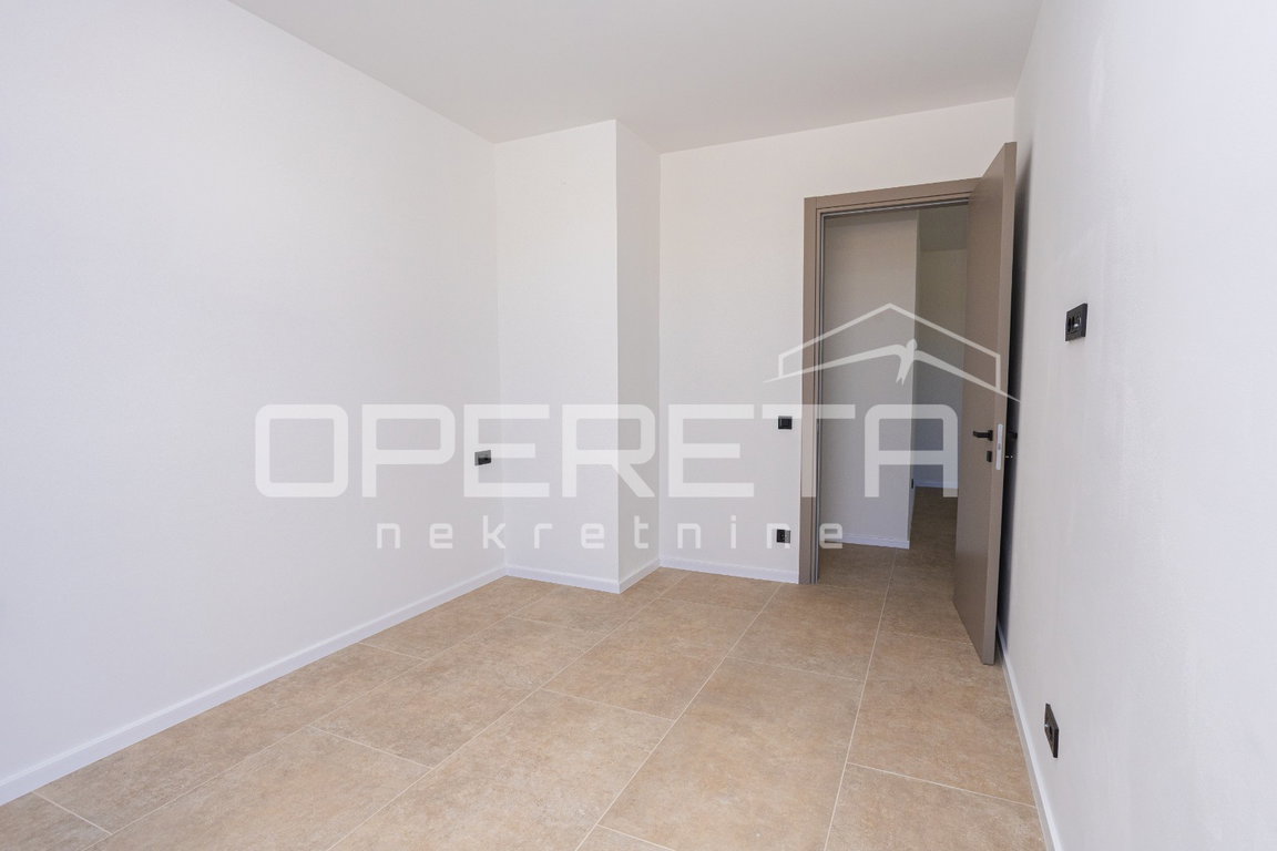 OPERETA 607516