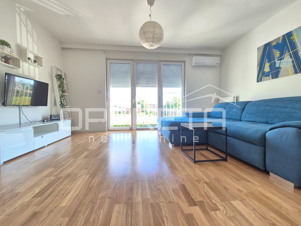 OPERETA 607543
