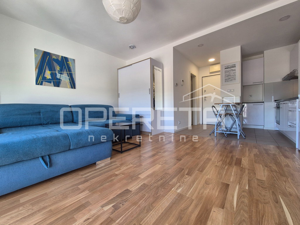 OPERETA 607548