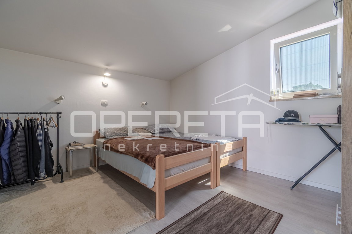 OPERETA 607606
