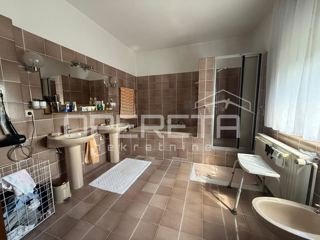 OPERETA 607768
