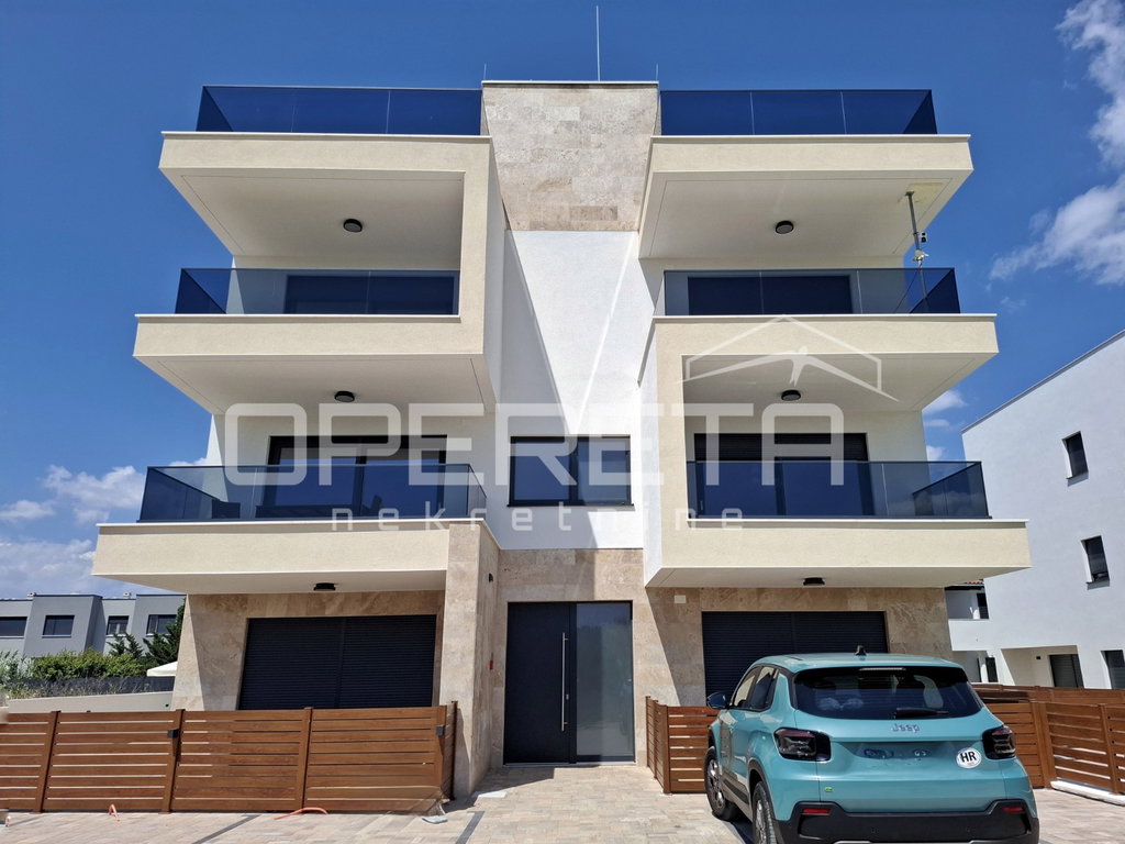 OPERETA 607843