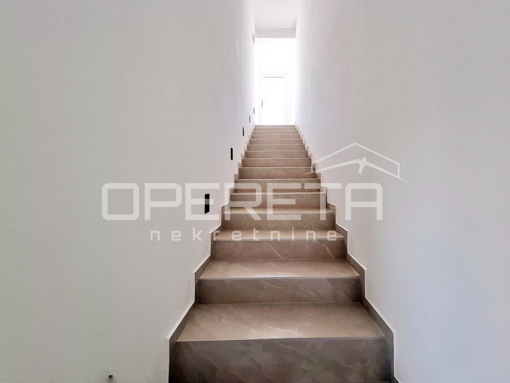 OPERETA 607852