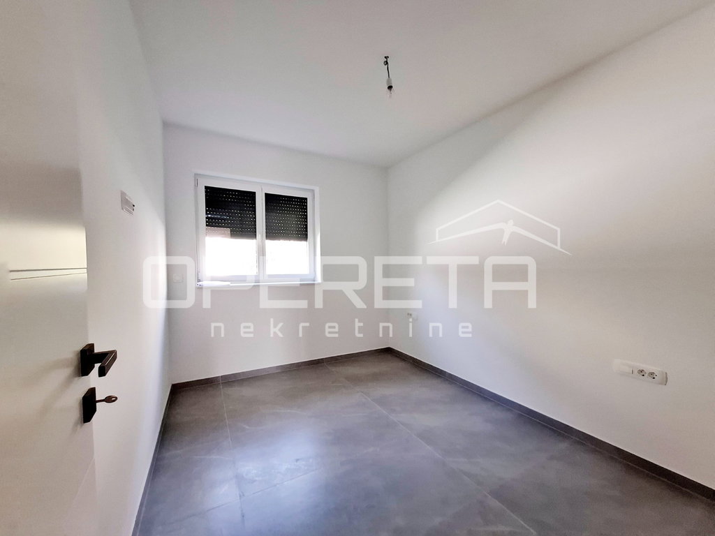 OPERETA 607872