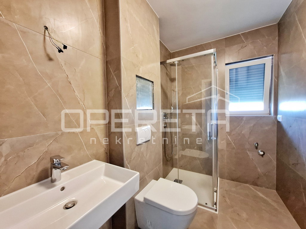 OPERETA 607890