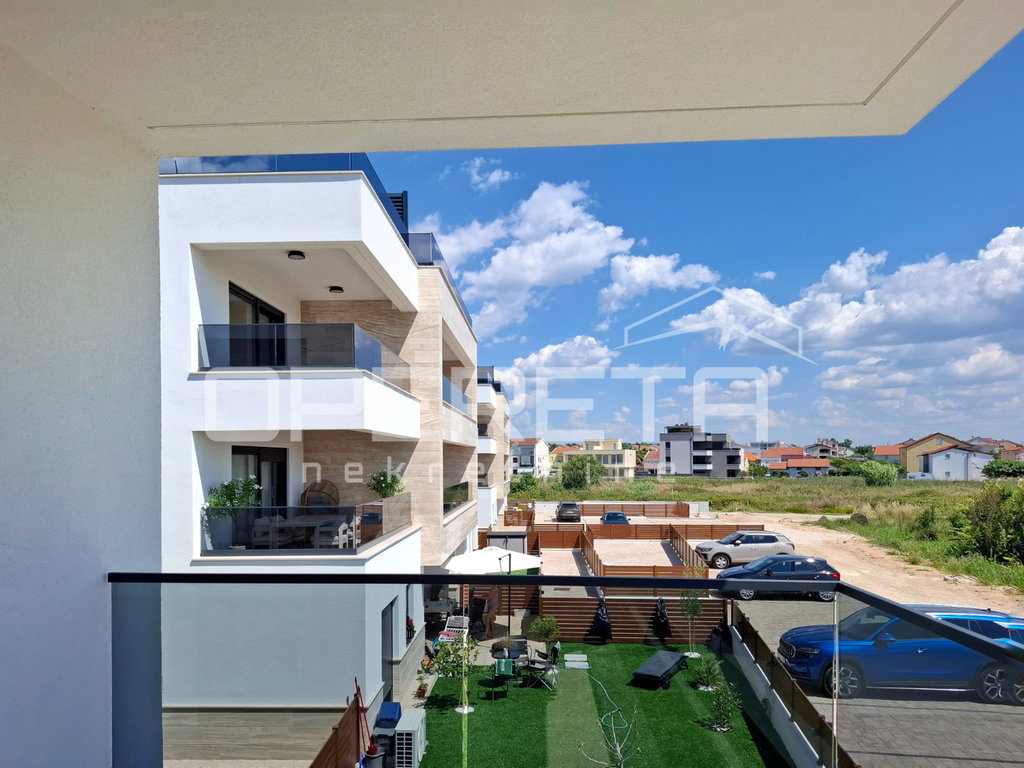 OPERETA 607898