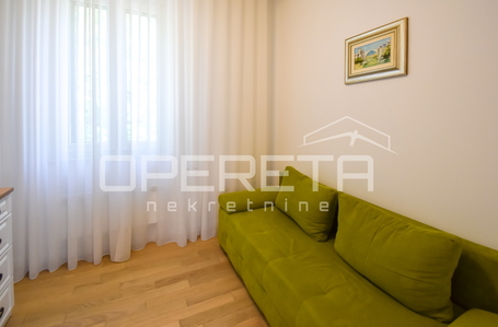 OPERETA 608218