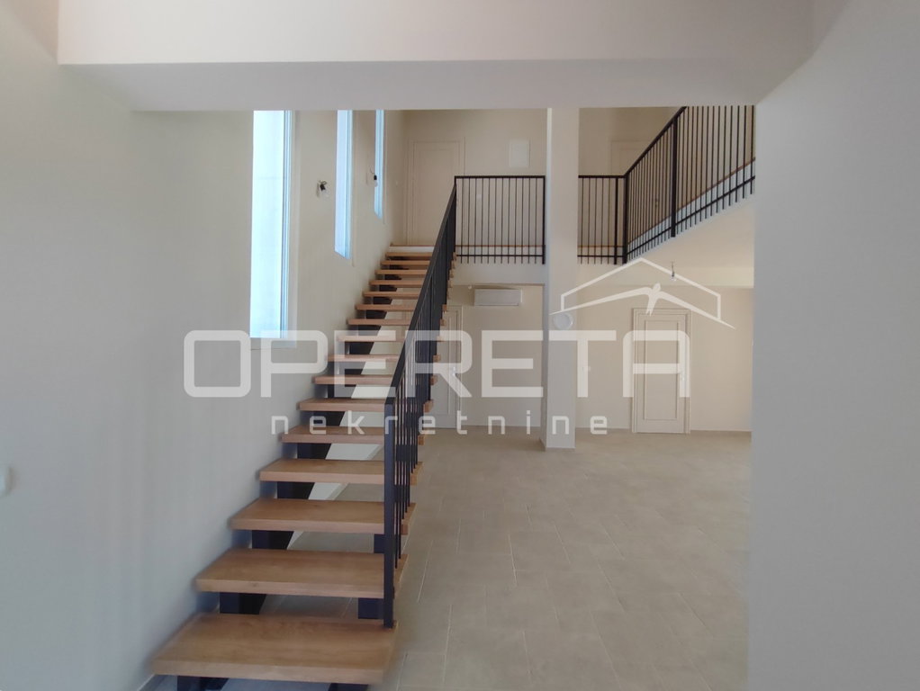 OPERETA 608256