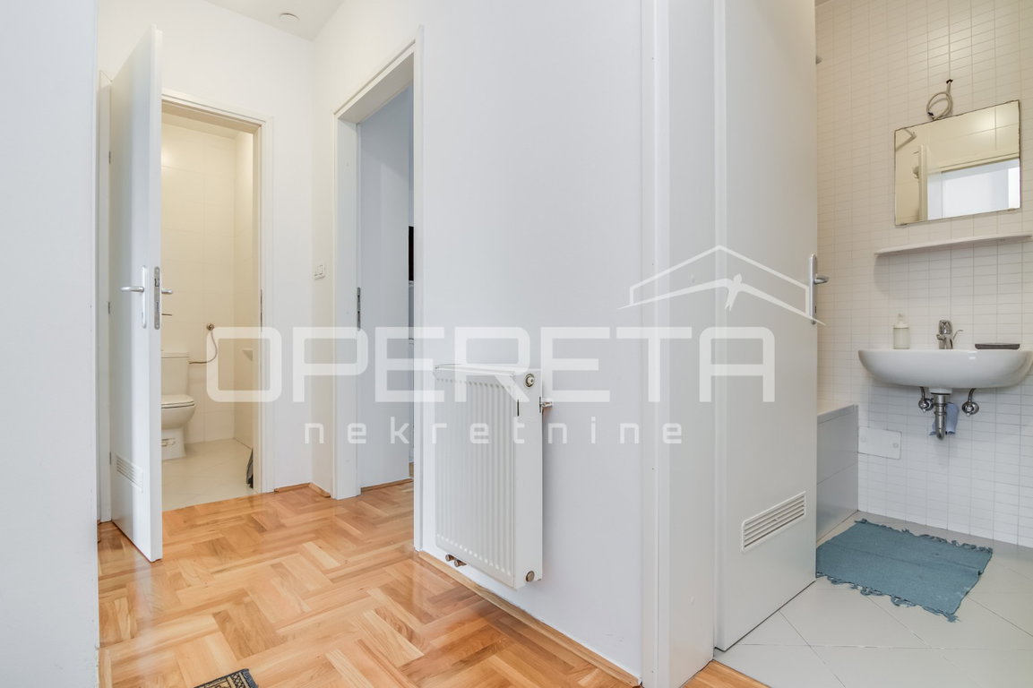 OPERETA 608358