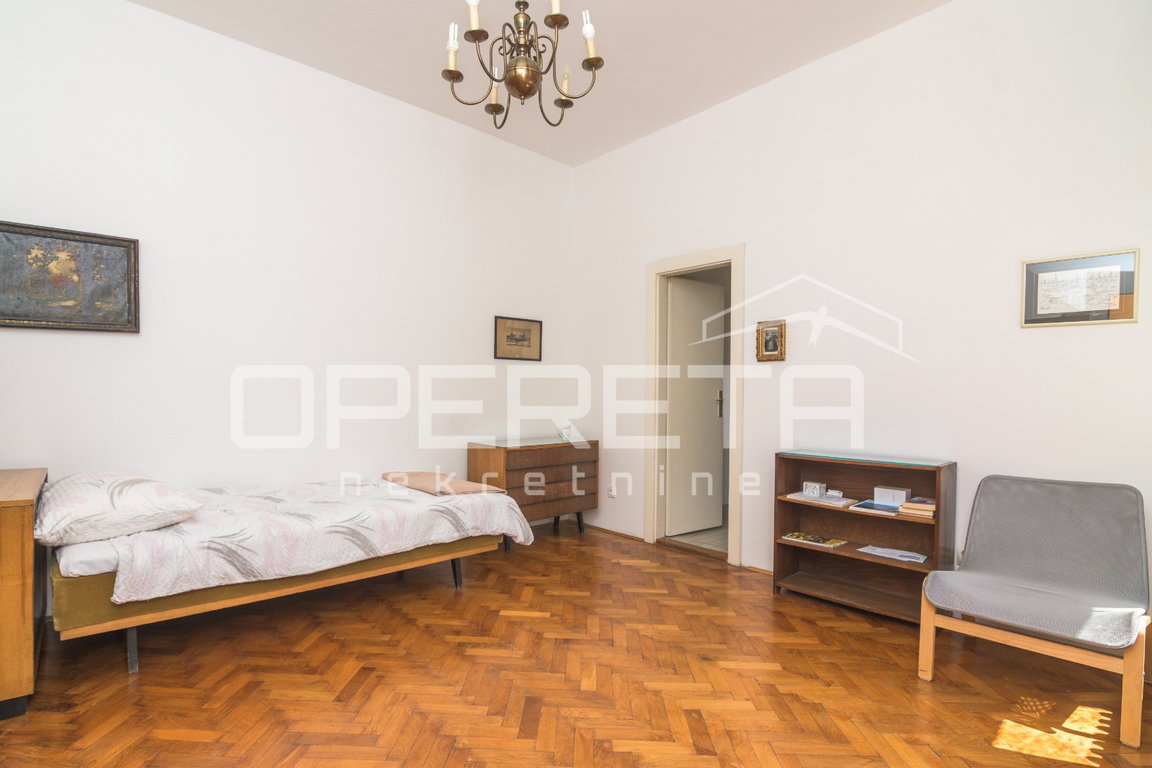 OPERETA 608486