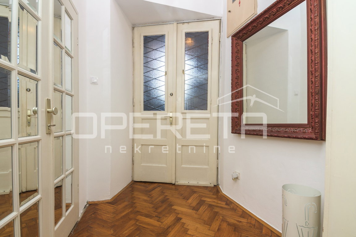 OPERETA 608489