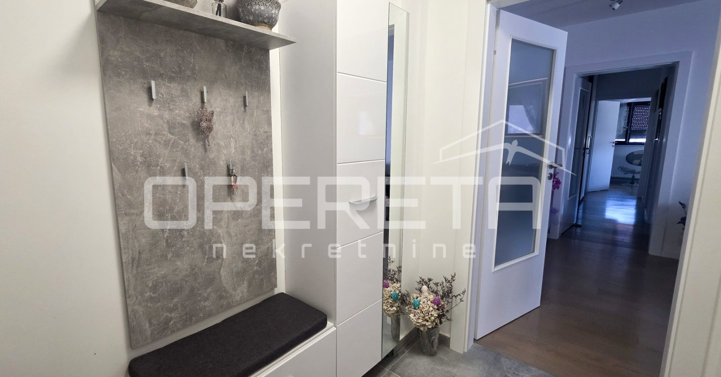 OPERETA 608540