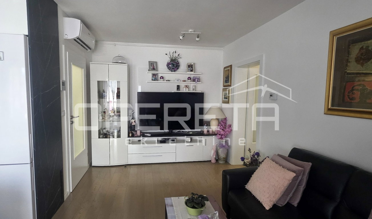 OPERETA 608546