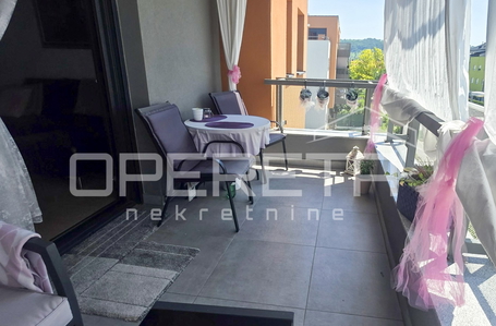 OPERETA 608549
