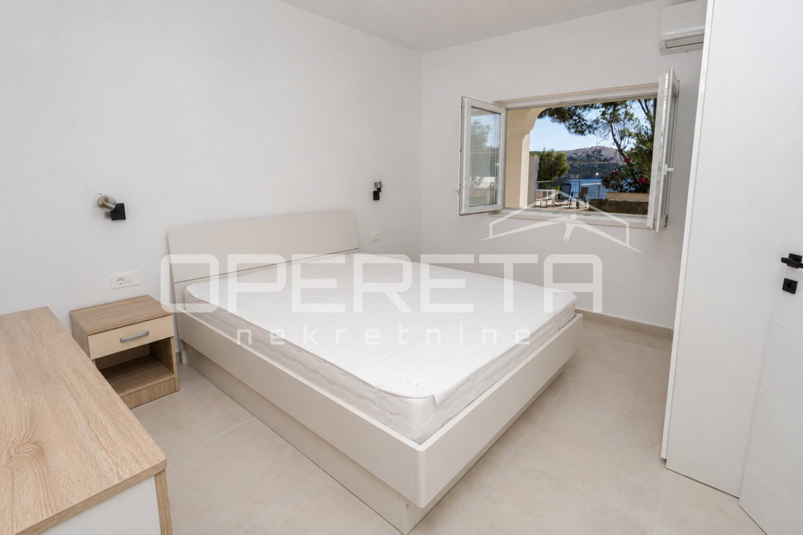 OPERETA 608695