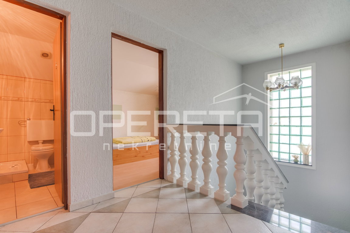 OPERETA 608786