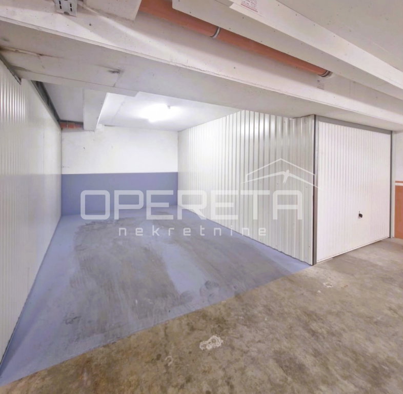 OPERETA 608915