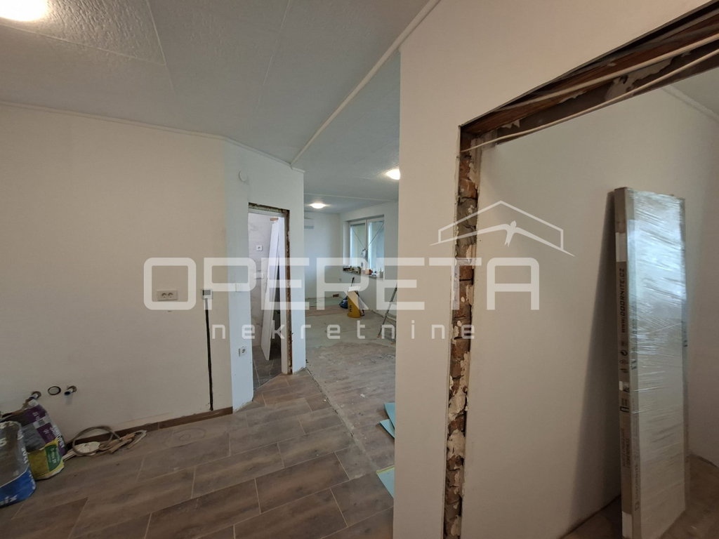 OPERETA 609058