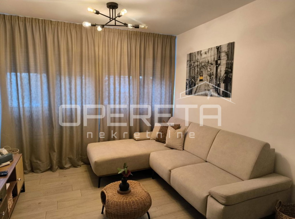 OPERETA 609381