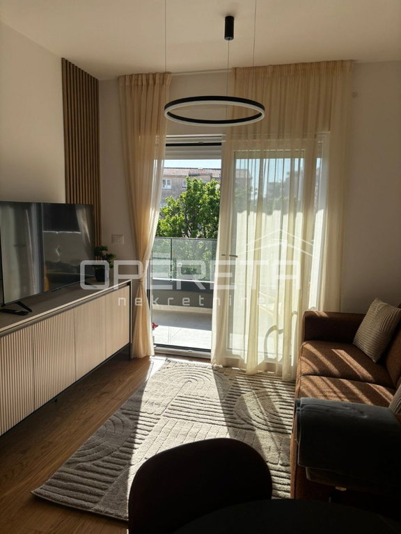 OPERETA 609407