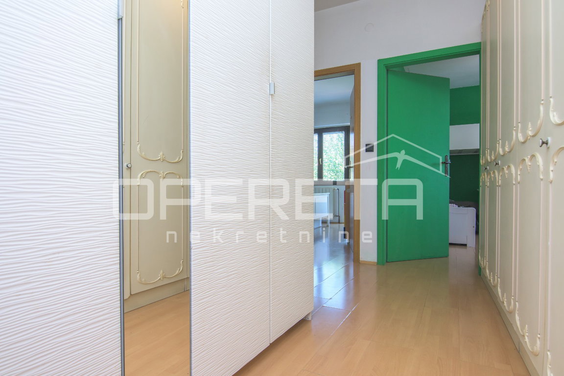 OPERETA 609472