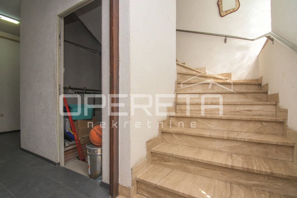 OPERETA 609493
