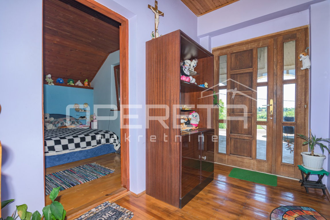 OPERETA 609538